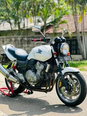 Honda Cb4revo 2010 Motorbike Unregistered (Recondition)