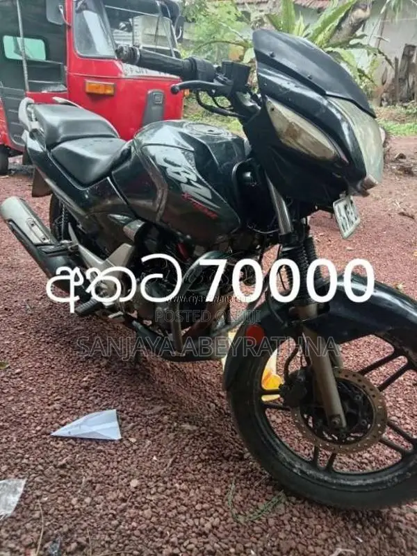 Bajaj Cbz 2012 Motorbike (Used)
