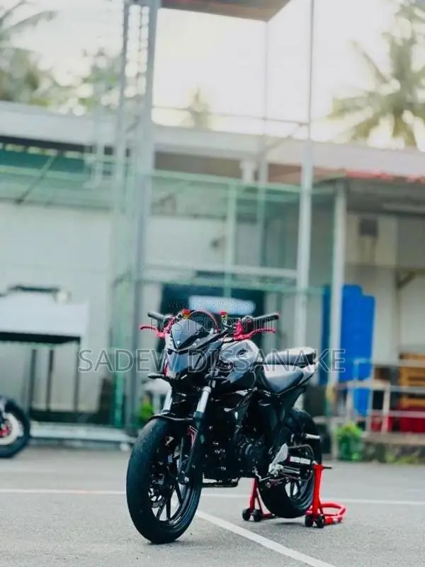 Yamaha FZ 2019 Motorbike (Used)