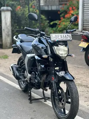 Yamaha FZ-S Version 2.0 2017 Motorbike (Used)