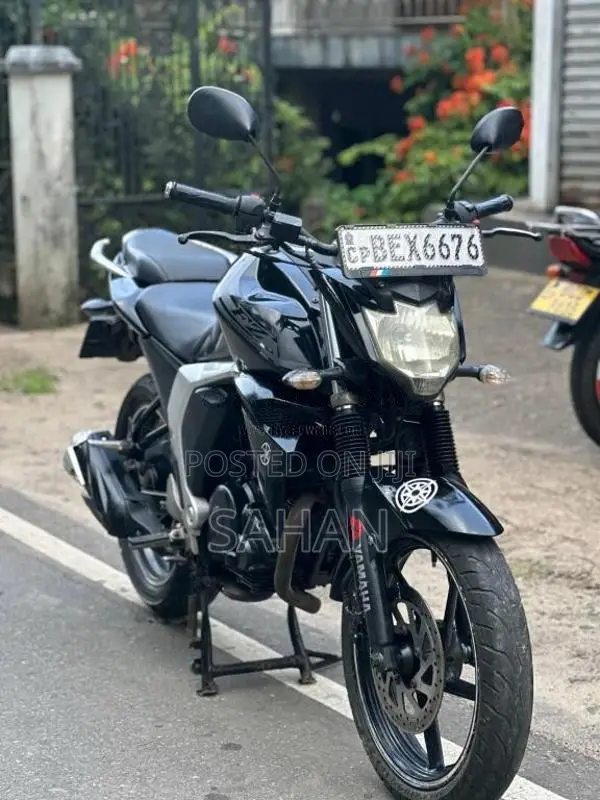 Yamaha FZ-S Version 2.0 2017 Motorbike (Used)