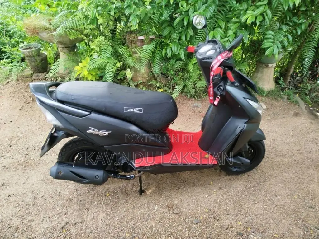 Honda Dio 2014 Motorbike (Used)