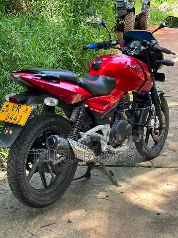 Bajaj Pulsar 180 2010 Motorbike (Used)