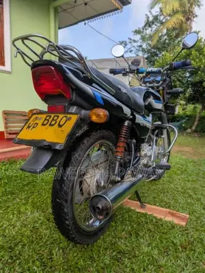 Bajaj CT-100 2014 Motorbike (Used)