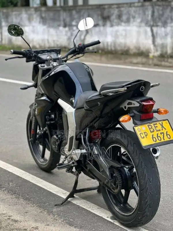 Yamaha FZ-S Version 2.0 2017 Motorbike (Used)