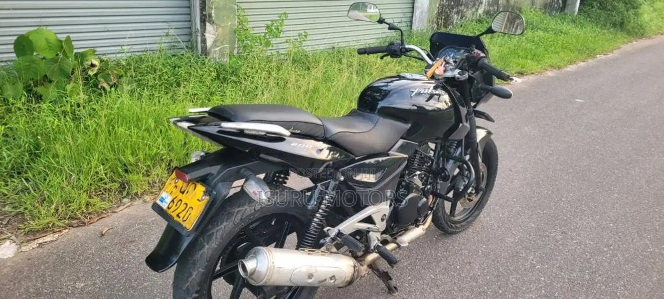 Bajaj Pulsar 200 2009 Motorbike (Used)