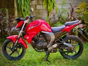 Yamaha FZ 2015 motorcycle (Used)