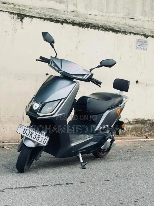Yadea T5 2025 Motorbike (Used)