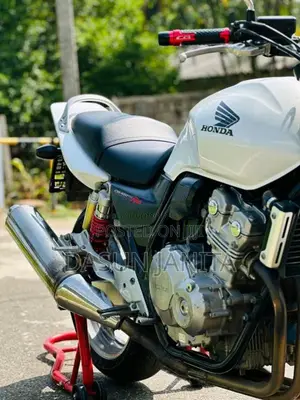 Honda Cb4revo 2010 Motorbike Unregistered (Recondition)