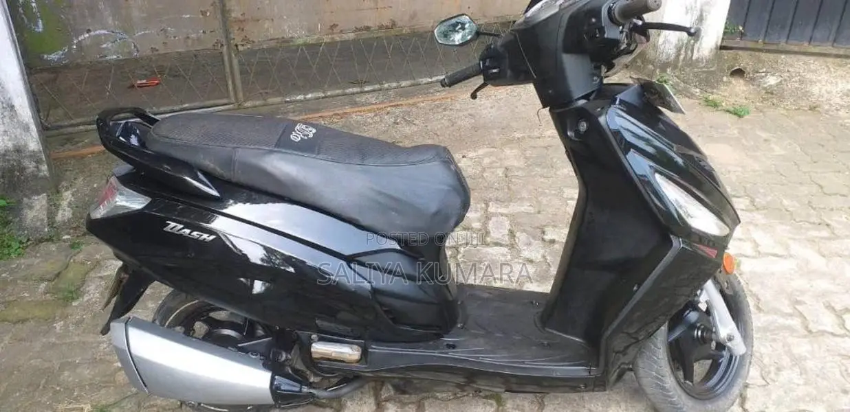 Hero Dash 2016 Motorbike (Used)