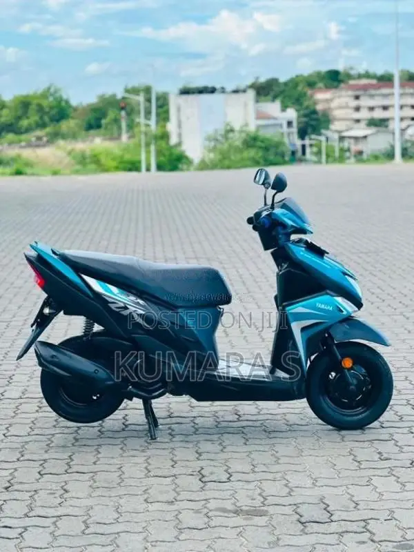 Yamaha Zr 2018 Motorbike (Used)