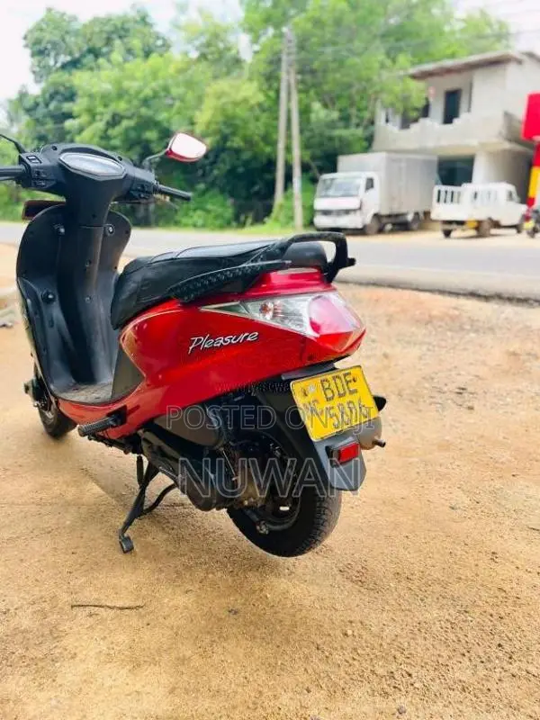 Hero Pleasure 2016 Motorbike (Used)