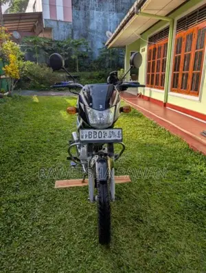 Bajaj CT-100 2014 Motorbike (Used)