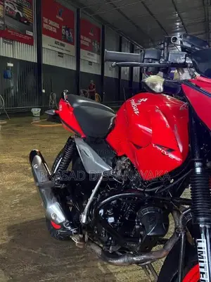 Bajaj Pulsar 135 LS 2012 Motorbike (Used)