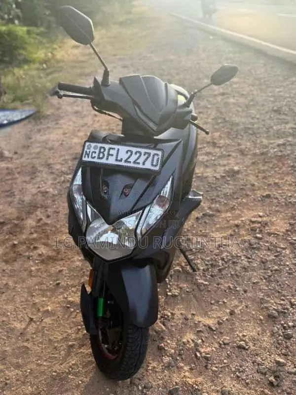 Honda Dio 2017 Motorbike (Used)