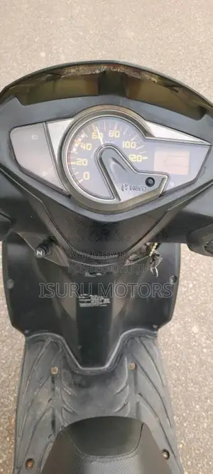 Hero Dash 2017 Motorbike (Used)