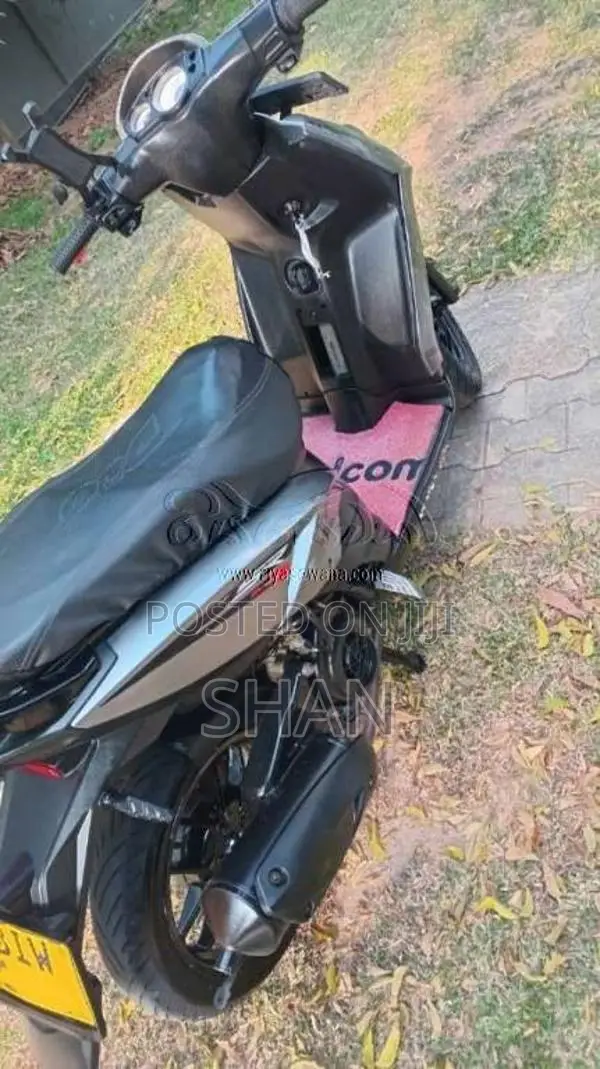 Aprilia SR-125 2020 Motorbike (Used)