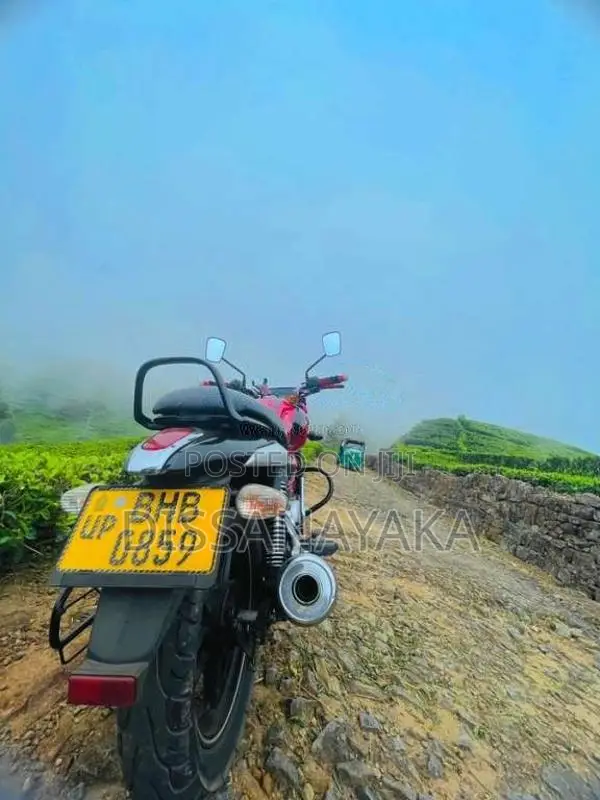 Bajaj V15 2018 Motorbike (Used)