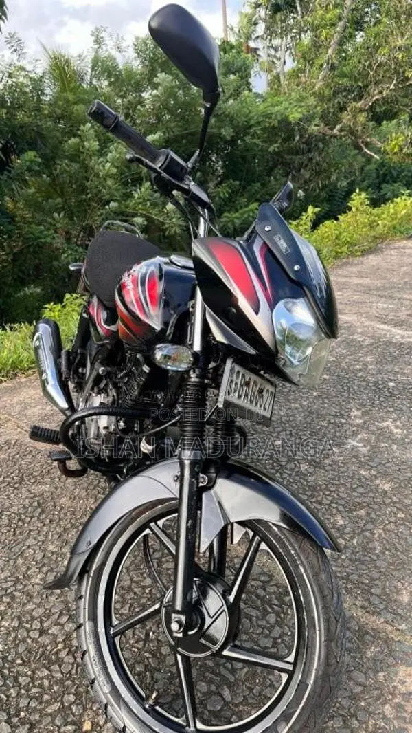 Bajaj Discover 100 2013 Motorbike (Used)