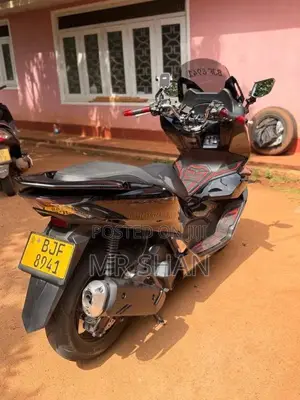 Honda Pcx 2023 Motorbike (Used)