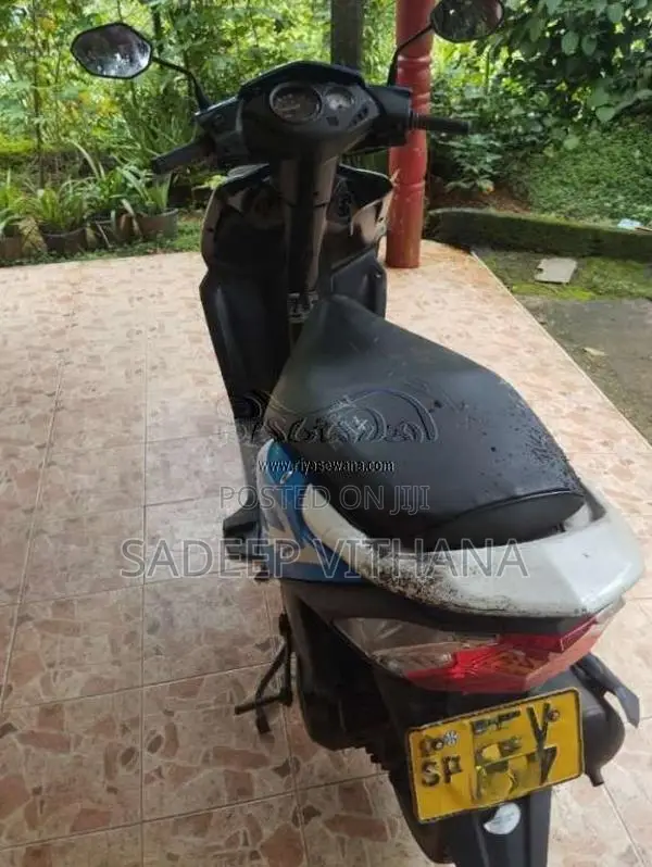 Honda Dio 2016 Motorbike (Used)