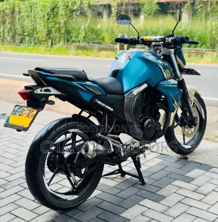 Yamaha FZ-S Version 2.0 2017 Motorbike (Used)