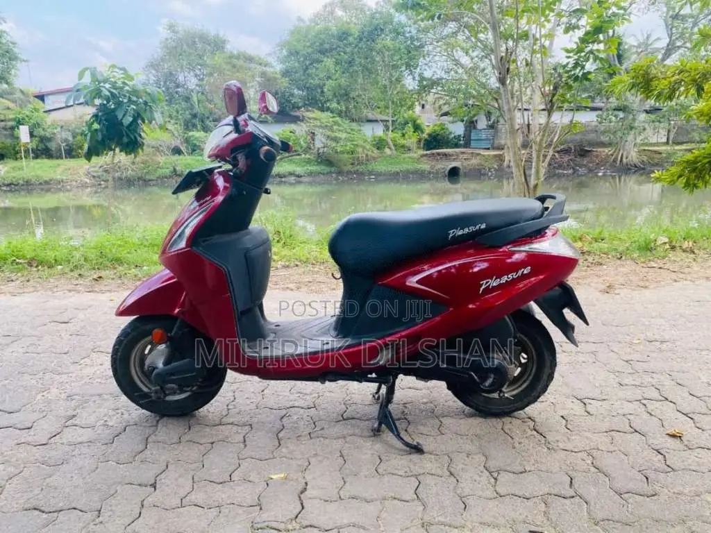 Hero Pleasure 2015 Motorbike (Used)