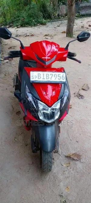 Honda Dio 2019 Motorbike (Used)