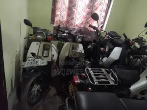 Bajaj Boxer 2002 Motorbike (Used)