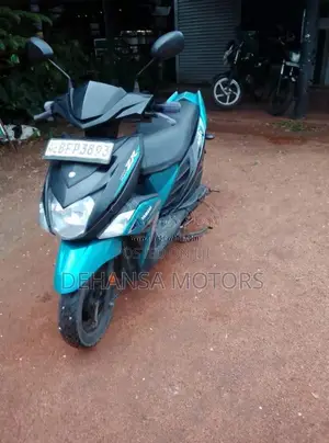 Yamaha Ray Zr 2017 Motorbike (Used)