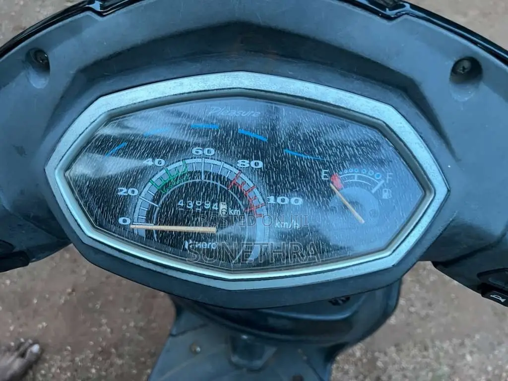 Hero Pleasure 2015 Motorbike (Used)