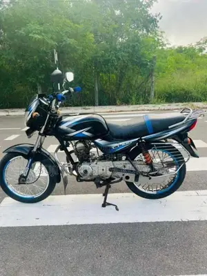 Bajaj CT-100 2015 Motorbike (Used)
