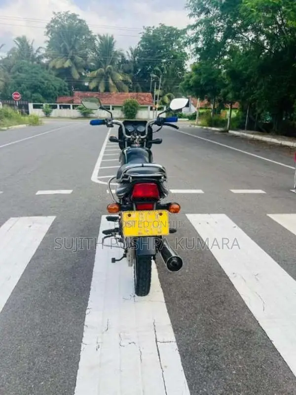 Bajaj CT-100 2015 Motorbike (Used)