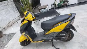 Honda Dio 2015 Motorbike (Used)
