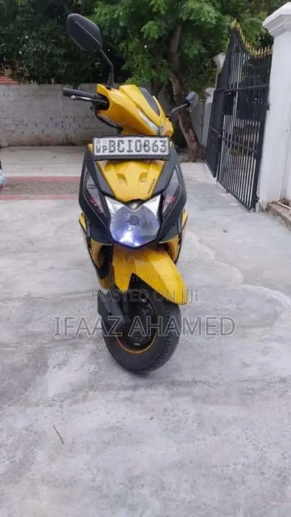 Honda Dio 2015 Motorbike (Used)