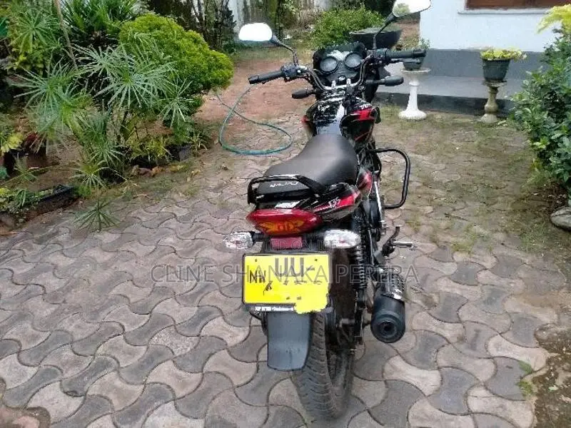 Bajaj Discover 2009 Motorbike (Used)