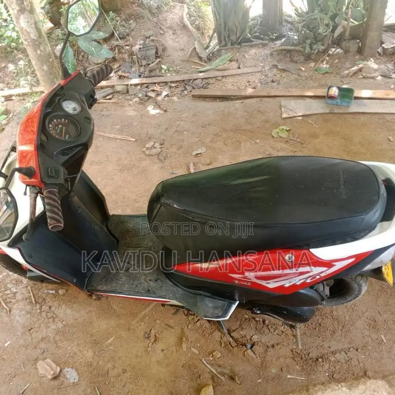 Honda Dio 2015 Motorbike (Used)