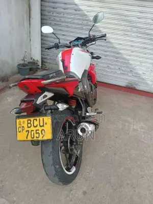 Yamaha FZ 2015 Motorbike (Used)