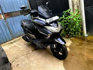 Suzuki BURGMAN 2019 Motorbike (Used)