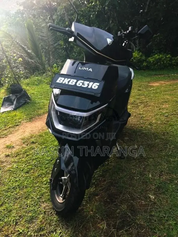 Singer Lima 2025 Motorbike (Used)