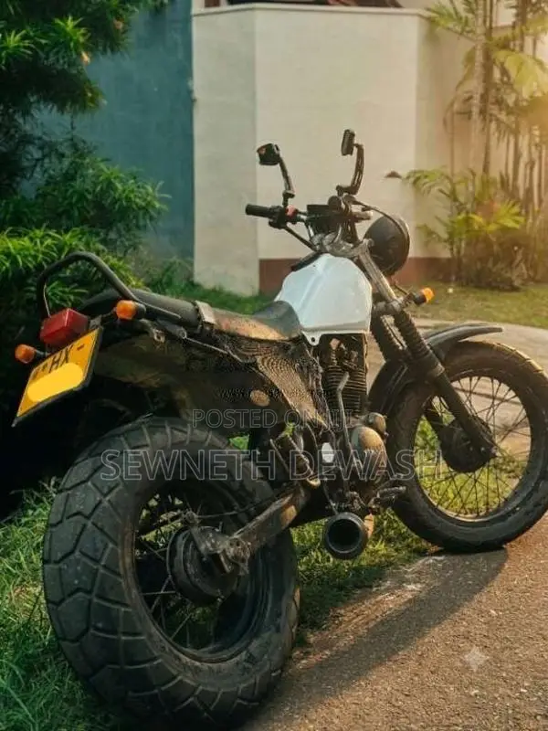 Yamaha TW 2006 Motorbike (Used)