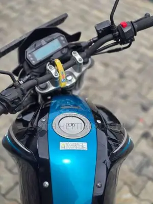 Yamaha FZ Version 2.0 2017 Motorbike (Used)