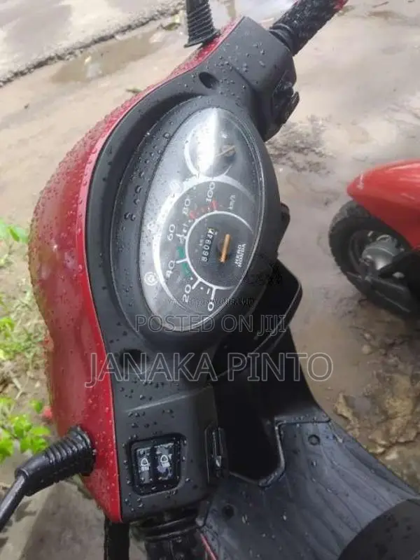 Hero Pleasure 2010 Motorbike (Used)
