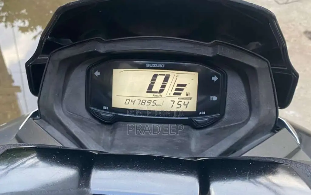 Suzuki BURGMAN 2019 Motorbike (Used)