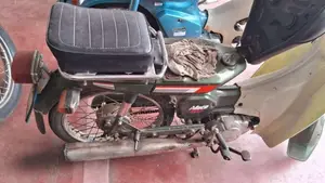 Yamaha Lancer MATE V50 1995 Motorbike (Used)