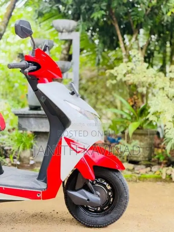 Honda Dio 2015 Motorbike (Used)