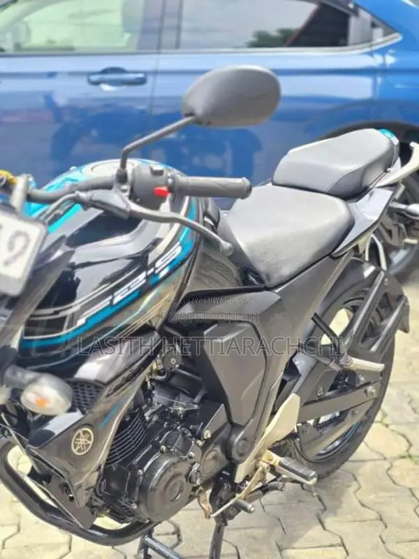 Yamaha FZ Version 2.0 2017 Motorbike (Used)