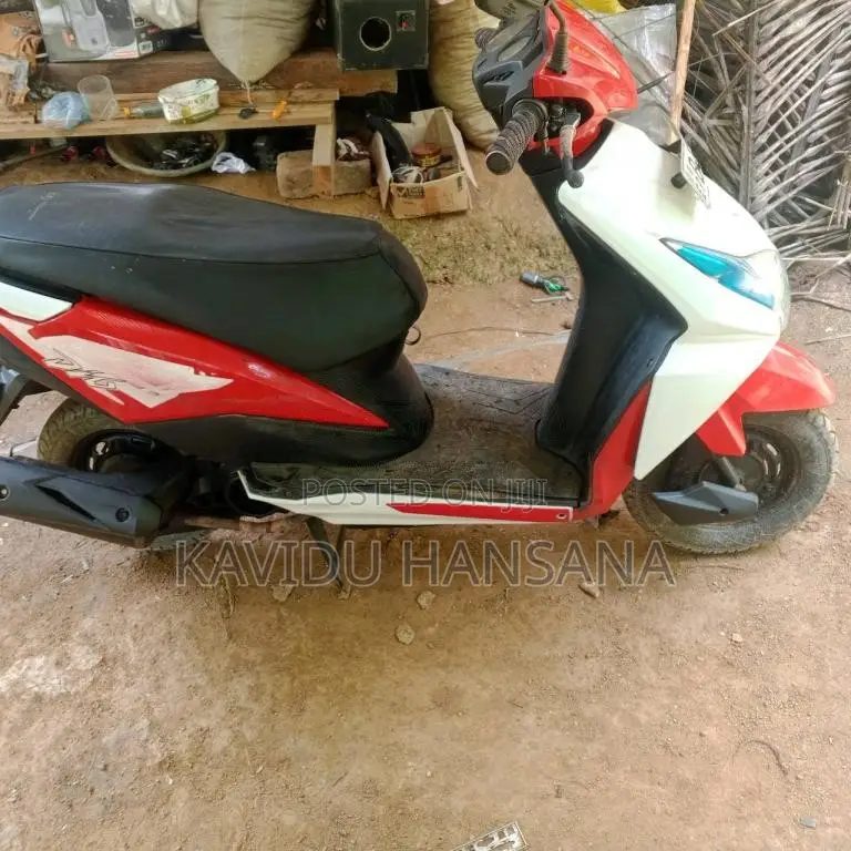 Honda Dio 2015 Motorbike (Used)