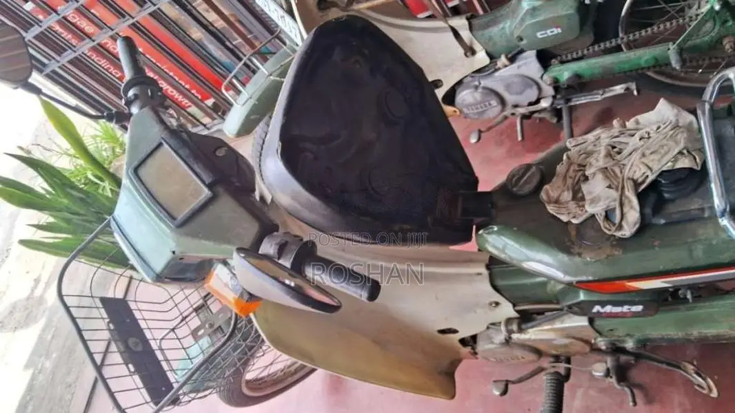 Yamaha Lancer MATE V50 1995 Motorbike (Used)