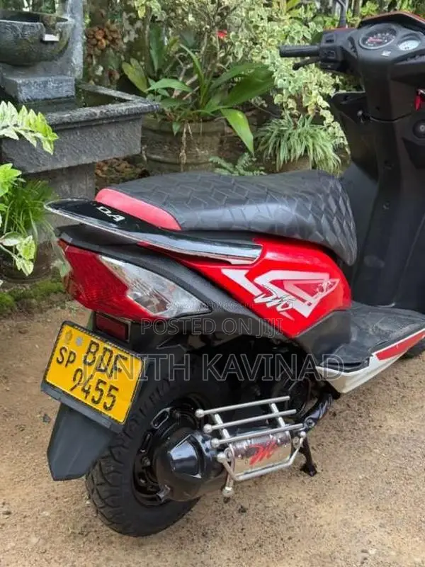 Honda Dio 2015 Motorbike (Used)